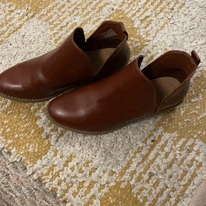 🍂Brown Universal Thread Ankle Booties 🍂